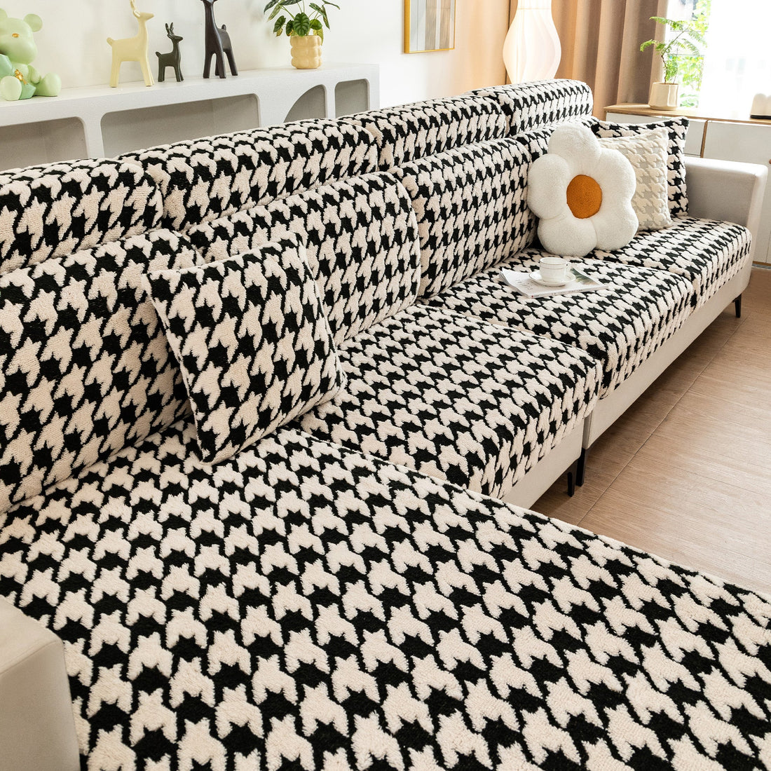Classic Houndstooth Fleece Stretch Sofa Cover – Anti-Scratch, Full-Cover Pet Protector