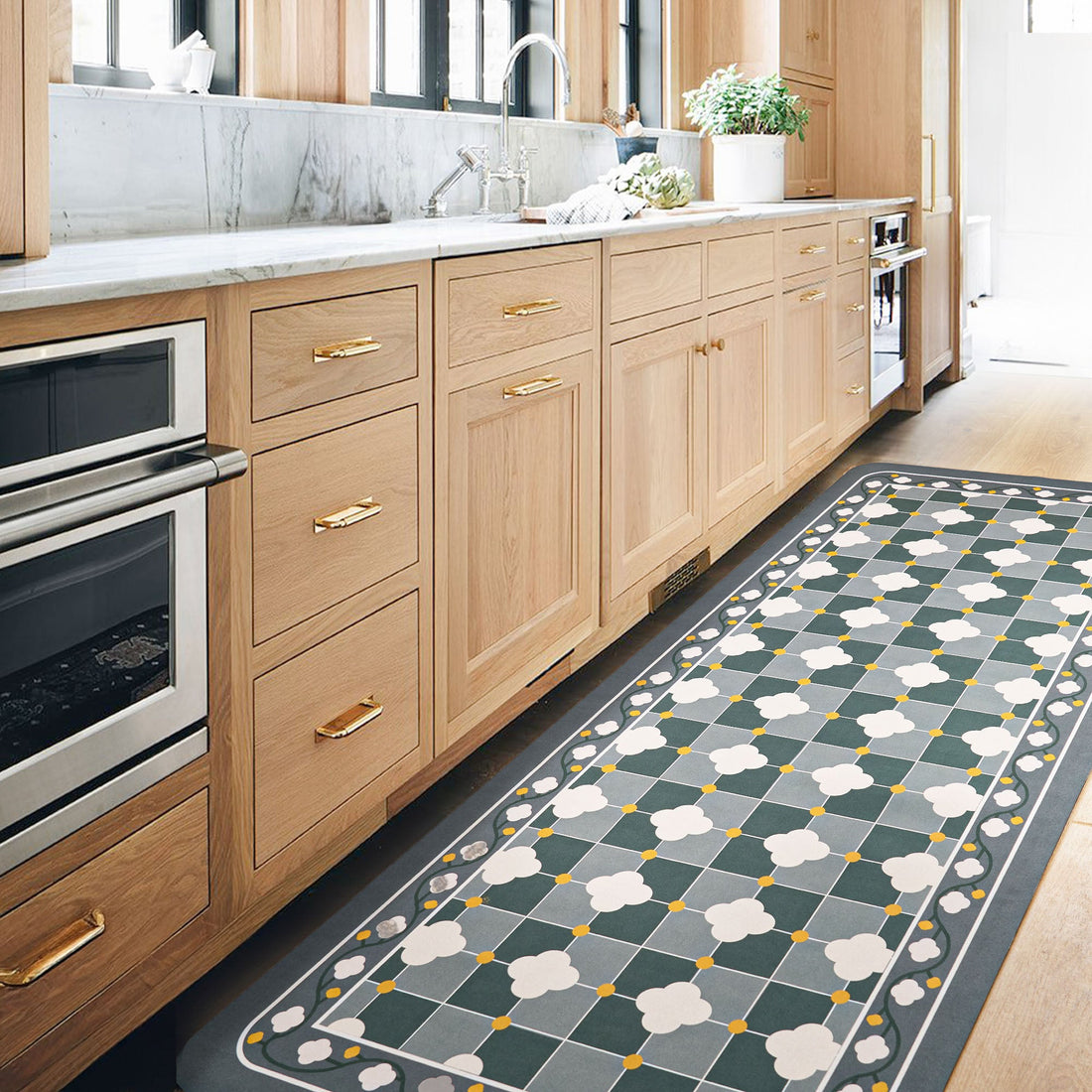 Easy Clean Rug Subtle Elegance Durable Non-Slip Pet-Friendly Modern Hallway Runner Stain-Resistant