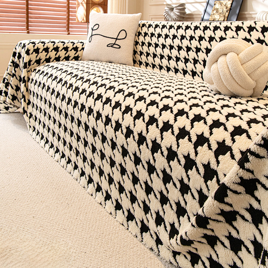 Cozy Houndstooth Plush Sofa/Couch Cover