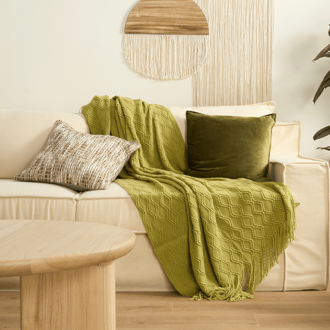 Diamond Delight Throw Blanket and Cushion Cover Set