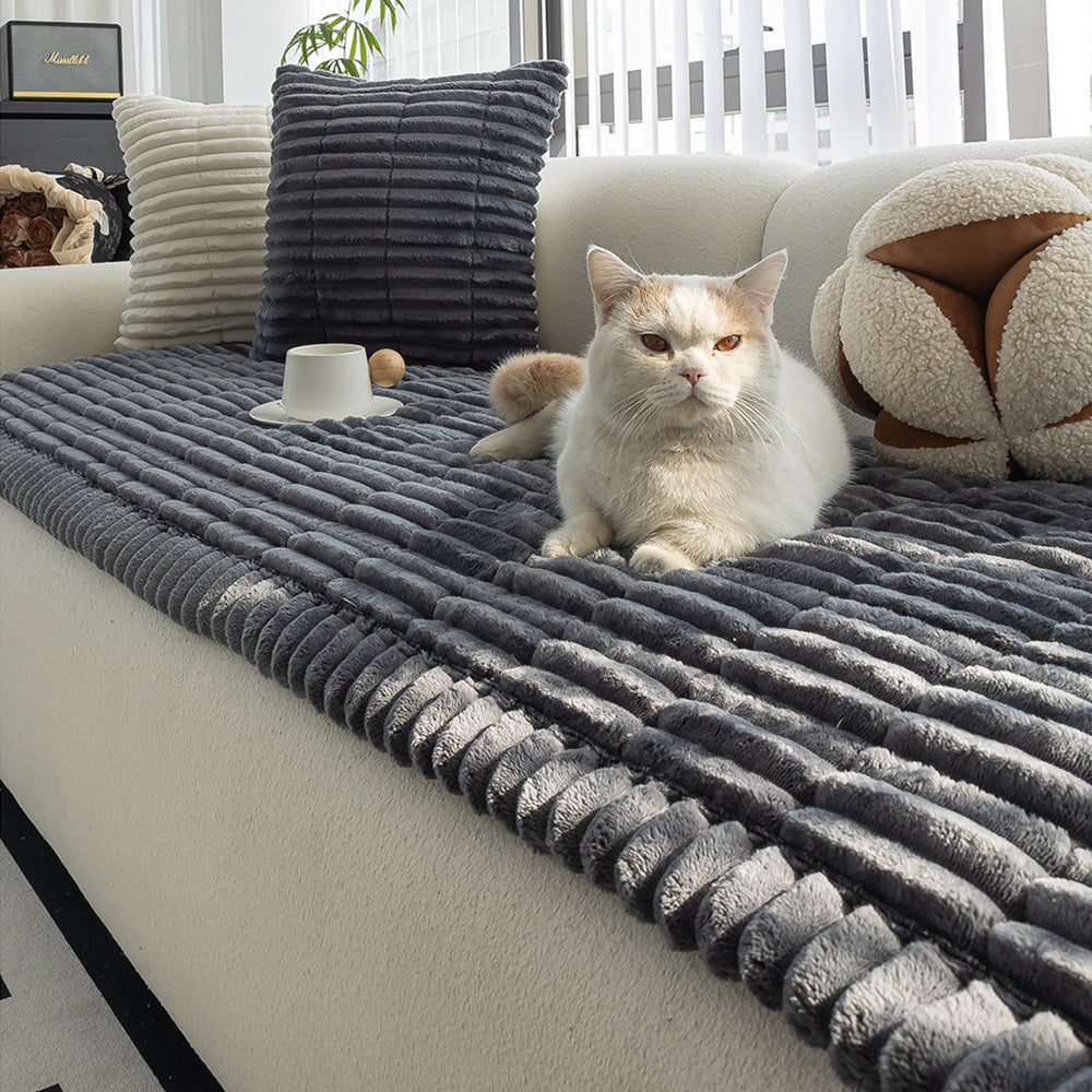 Retro Flannel Plush Nonslip Sofa/Couch Cover