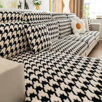 Classic Houndstooth Fleece Stretch Sofa Cover – Anti-Scratch, Full-Cover Pet Protector