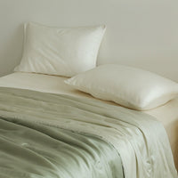 Summer Comforter - Soft, Cool & Machine Washable