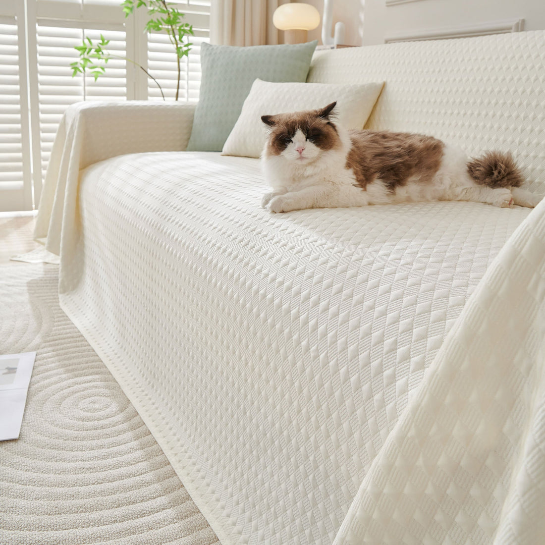 Cooling Modern Woven Textured Soft Pet-Friendly Durable Sofa Cover – Minimalist Hassle-Free Throw Couch Protector