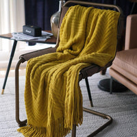 Geometric Patterned Throw Blanket