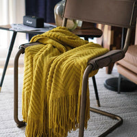 Geometric Patterned Throw Blanket