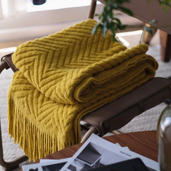 Geometric Patterned Throw Blanket