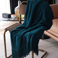 Geometric Patterned Throw Blanket