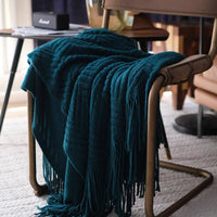 Geometric Patterned Throw Blanket