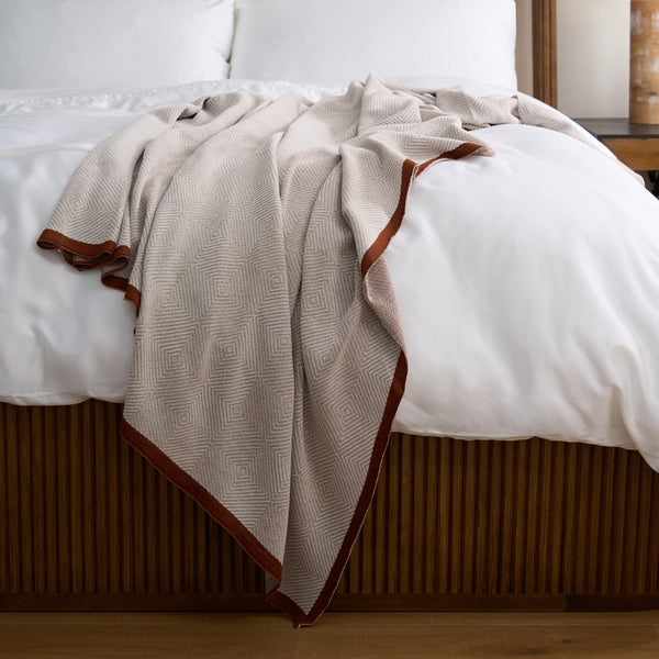 Light Nordic Style Blanket